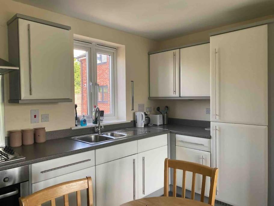 Apartment Cosy 2 Bedrooms 2 Bathrooms